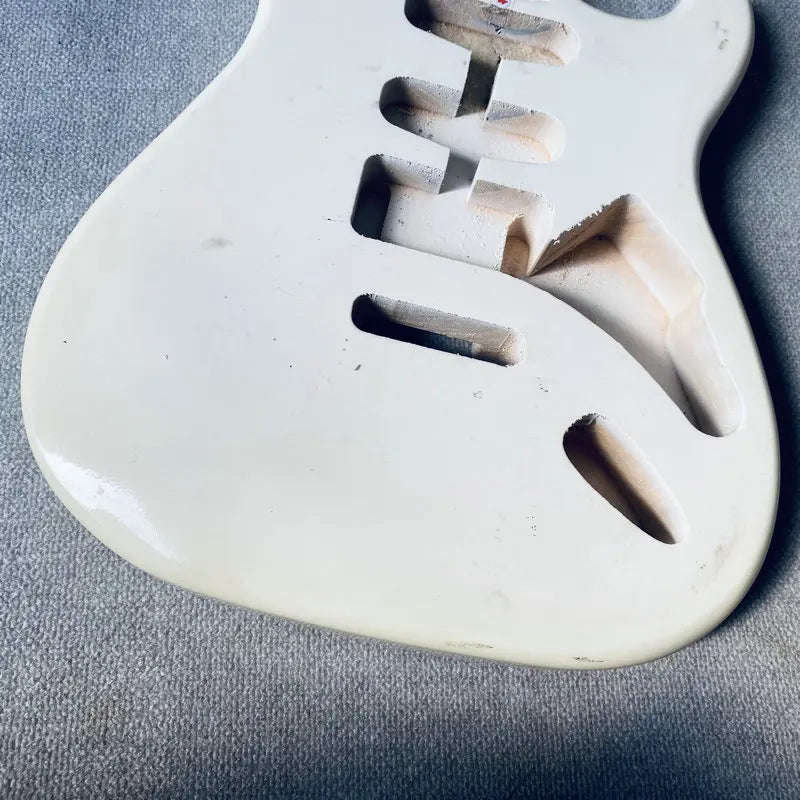 White HSS Guitar Basswood Body For Fender Stratocaster Strat