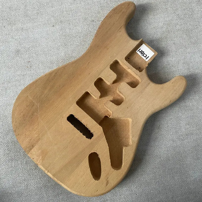 HSS Basswood Guitar Double Cutaway Body For Fender Stratocaster