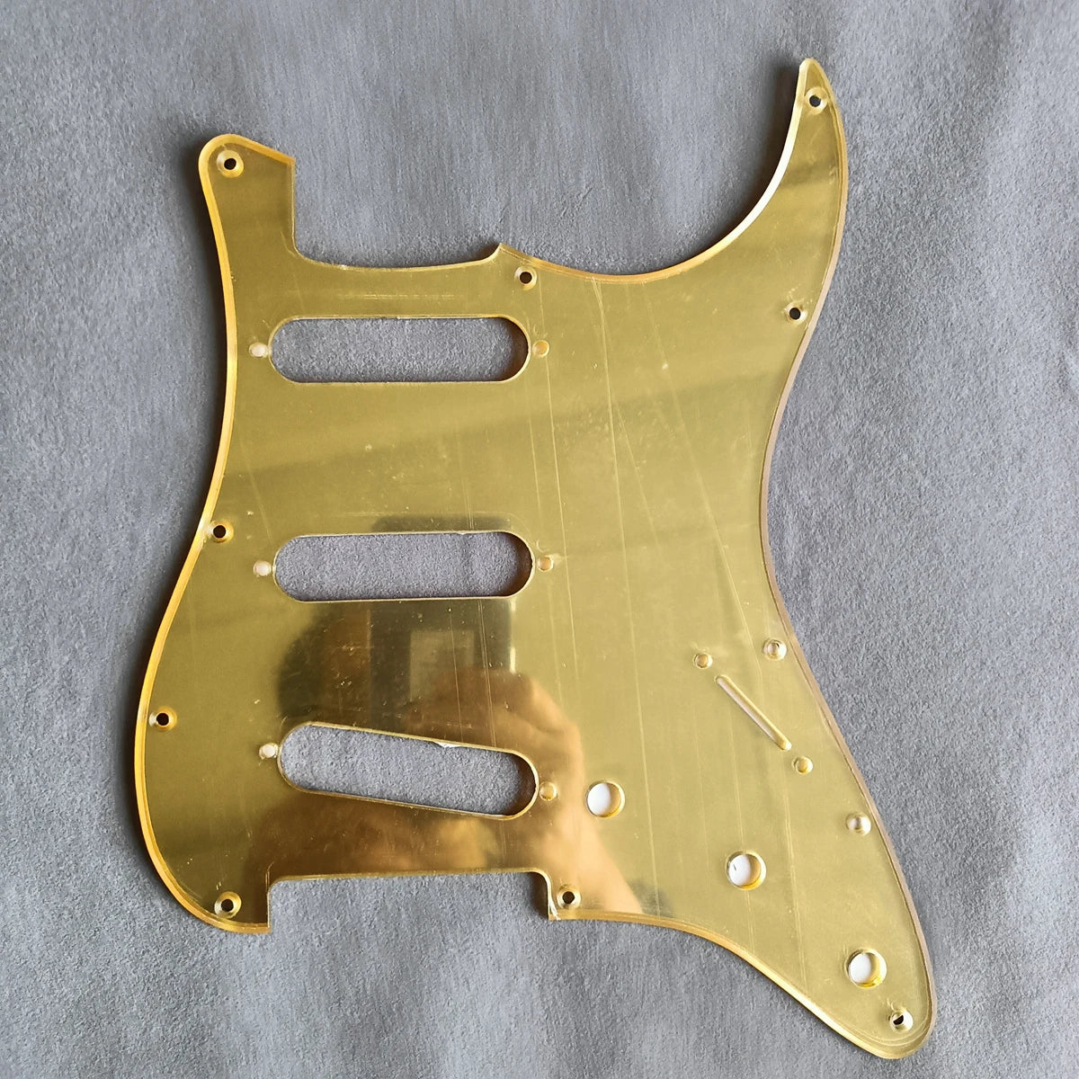 SSS Upgrade Prewired Pickguard Set Multifunction Switchwith Dual Hot Rail High Output Pickups 4 Single Cut Switch Guitar Parts For Stratocaster Strat