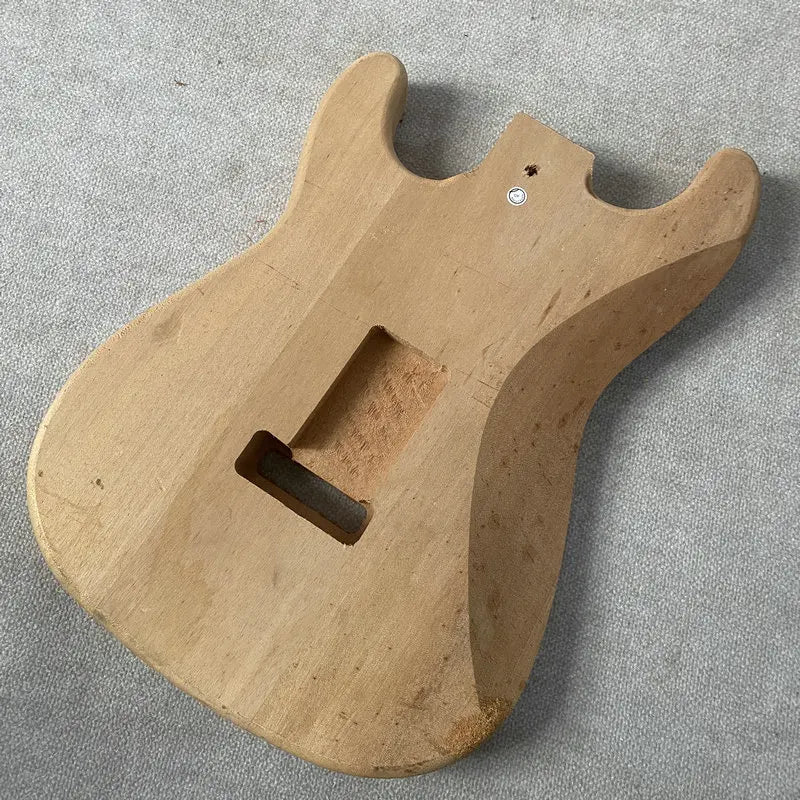 HSS Basswood Guitar Double Cutaway Body For Fender Stratocaster