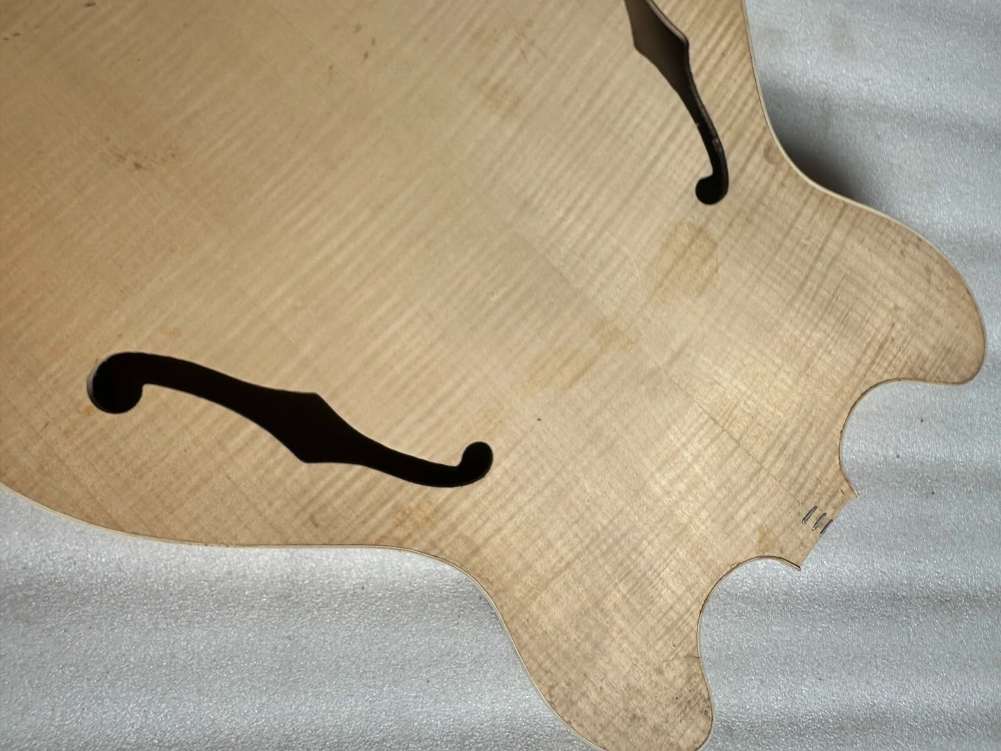 Tiger Maple Top Jazz Guitar Thin Body DIY Project