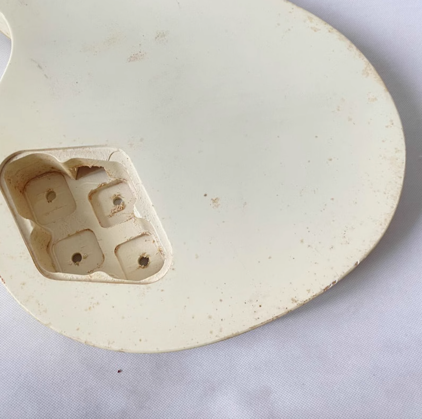 White Single Cut Guitar Basswood Body Fit LP Les Paul