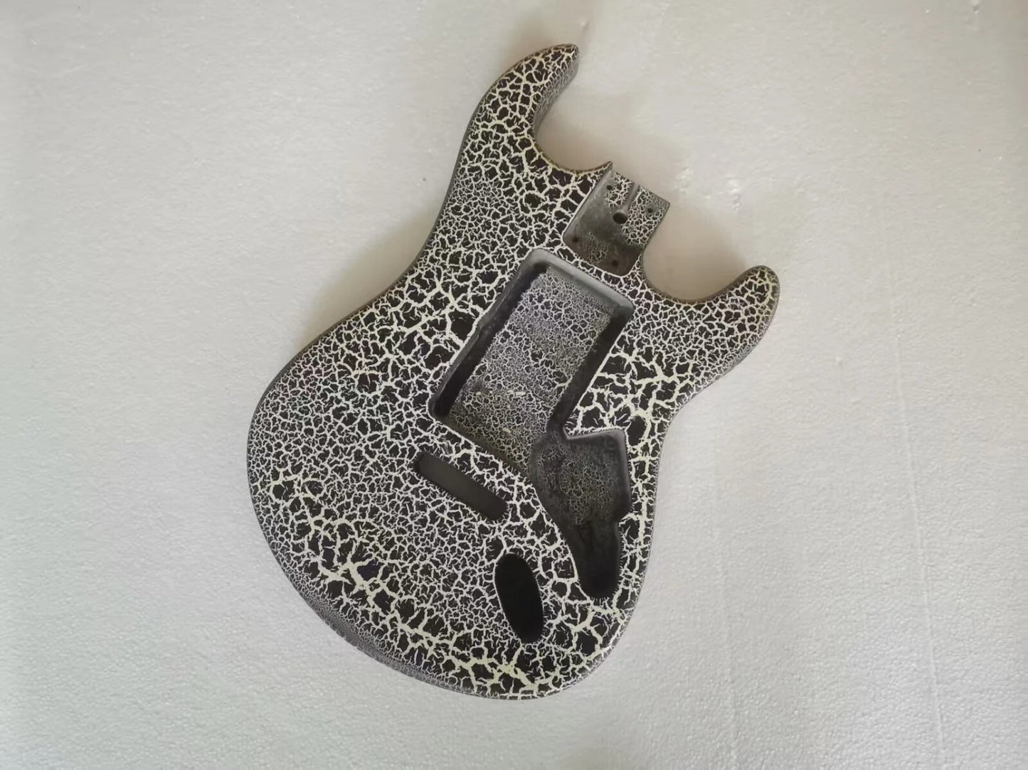Black White Finish Guitar Basswood Body Fit Stratocaster Strat
