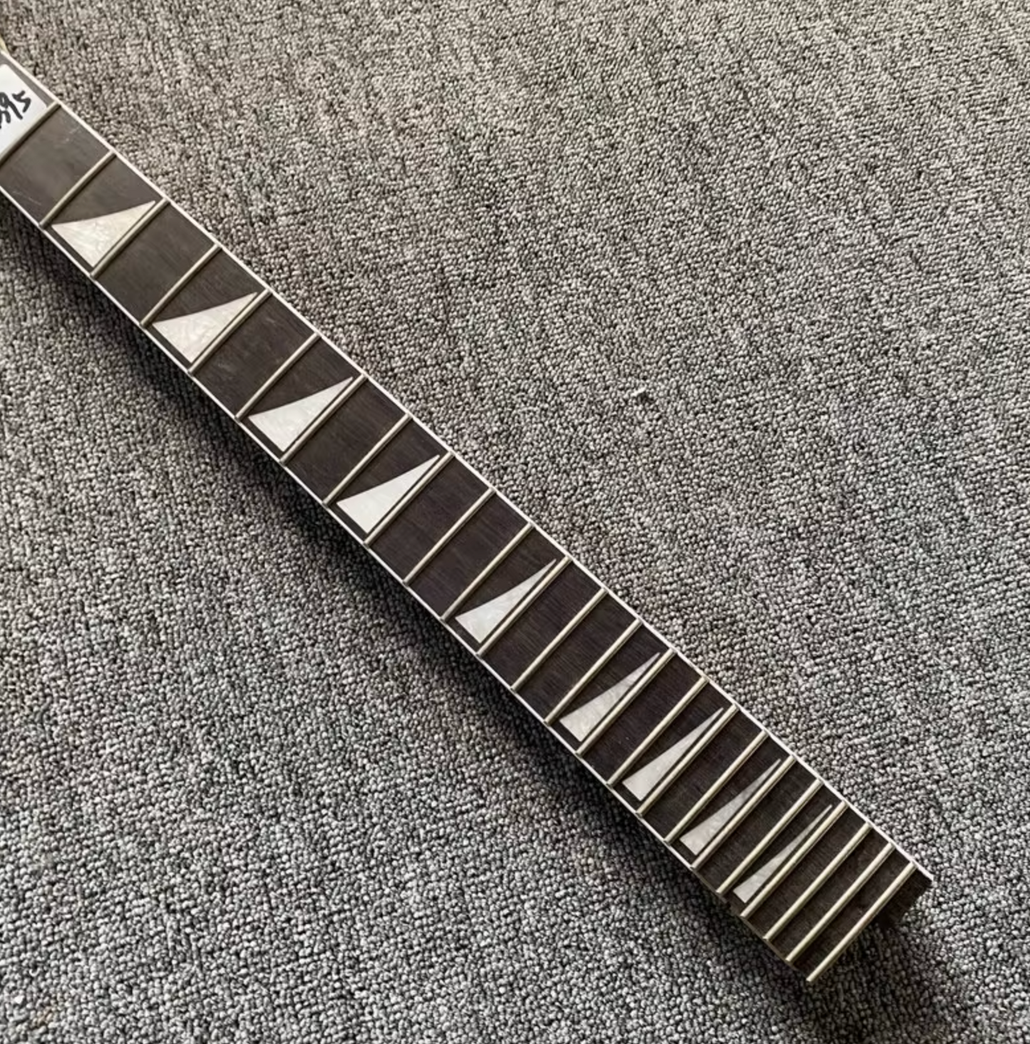 Jackson Guitar Maple Wood Neck, 24 Frets Rosewood Fingerboard