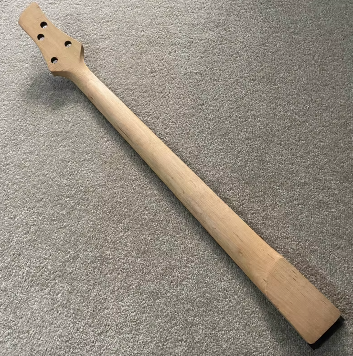 MCartney 4 String Bass Maple Wood Neck, Rosewood 22 Frets Fingerboard