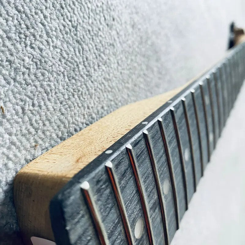 Short Scales Guitar Maple Wood Neck, Rosewood 20 Frets Fingerboard Fretboard
