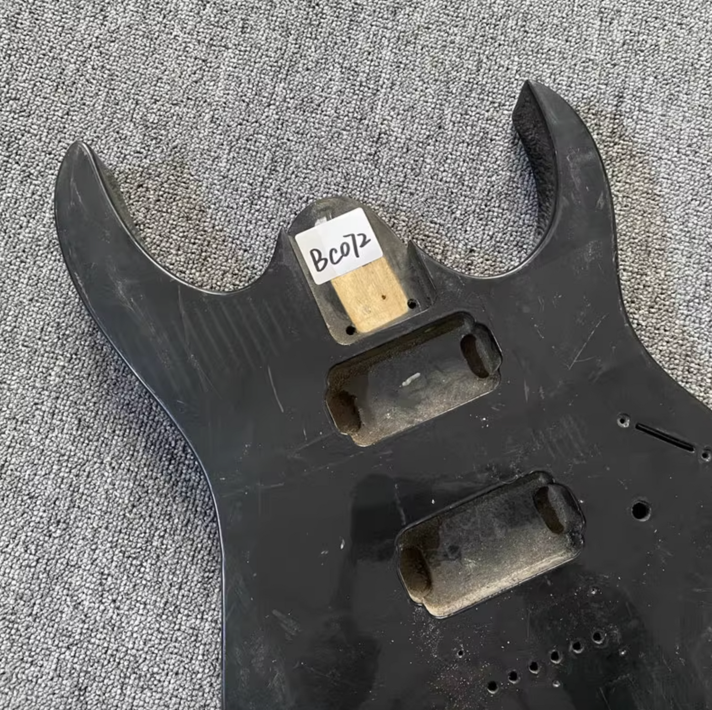 HH Basswood Solid Guitar Body in Black, String Through Bridge