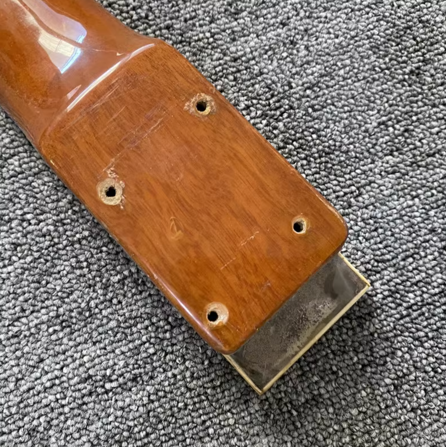 Eko Guitar Maple Neck with 20 Frets Rosewood Fingerboard Fretboard