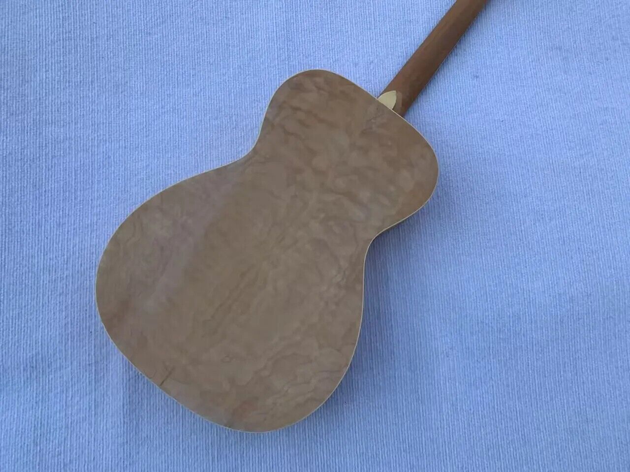 Unfinished Quilted Maple Top Dobro Resonator Guitar Body with Maple neck