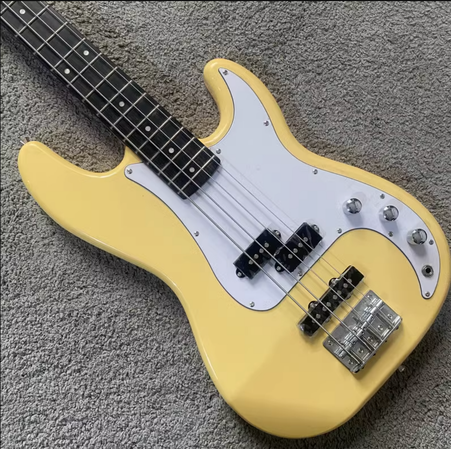 Eko 4 String Electric Bass, Basswood Body, Maple Neck, Rosewood Rosewood