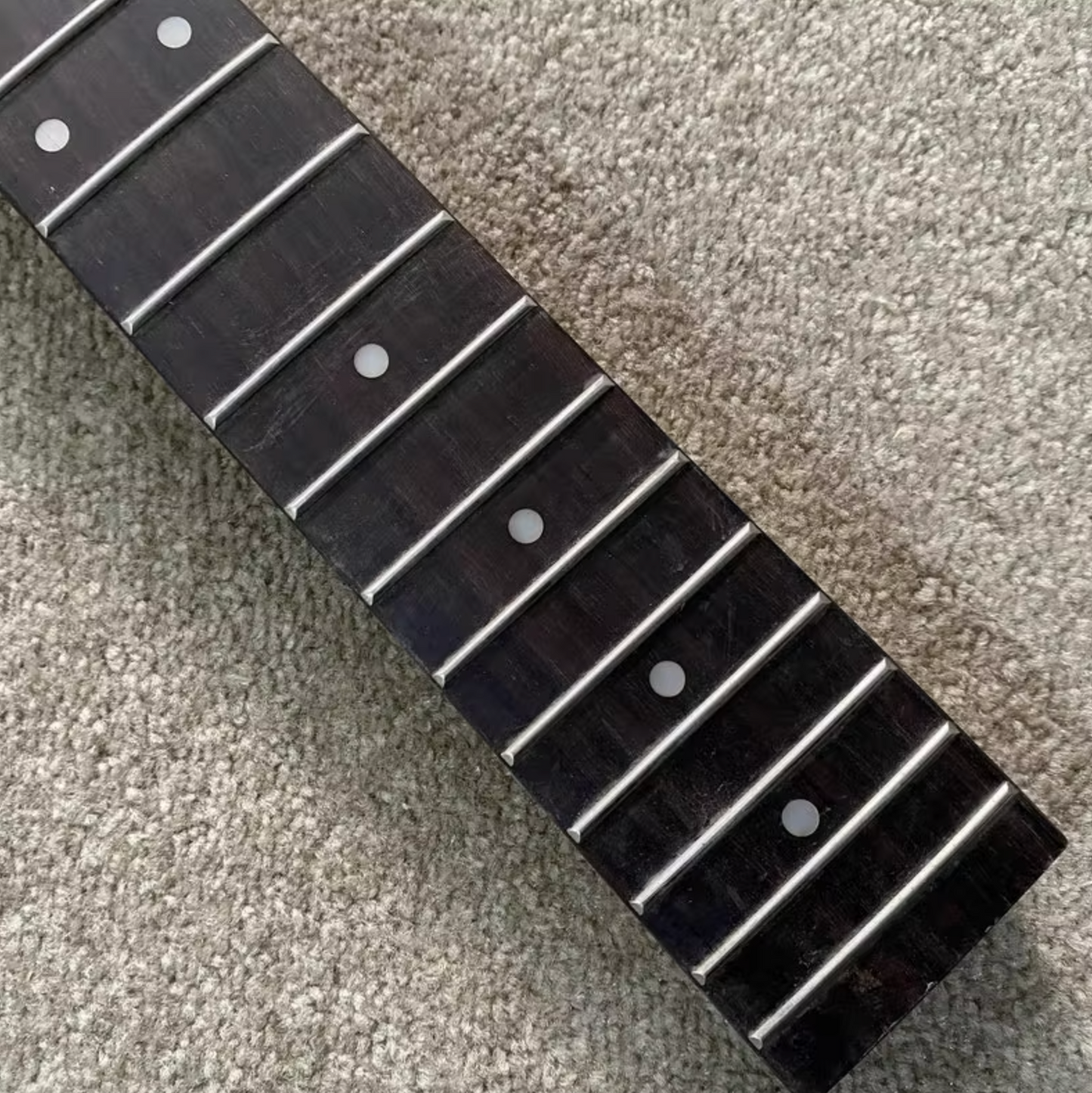 MCartney 4 String Bass Maple Wood Neck, Rosewood 22 Frets Fingerboard