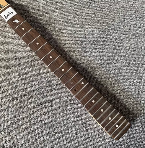 Maple Wood Neck Guitar, Rosewood 22 Frets Fingerboard Fretboard