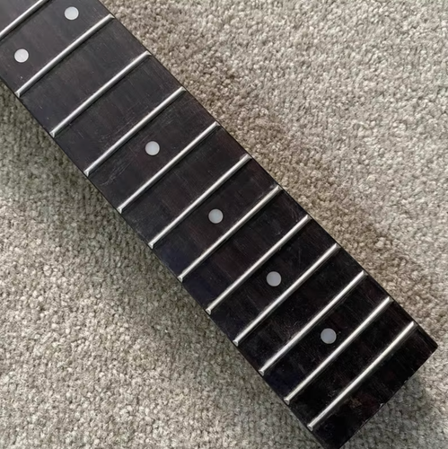 MCartney 4 String Bass Maple Wood Neck, Rosewood 22 Frets Fingerboard