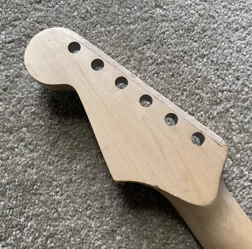 Blue XO Guitar Maple Wood Neck, 22 Frets Rosewood Fingerboard