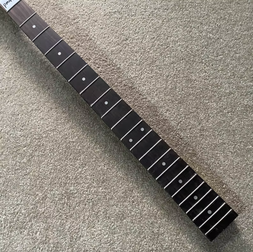 MCartney 4 String Bass Maple Wood Neck, Rosewood 22 Frets Fingerboard