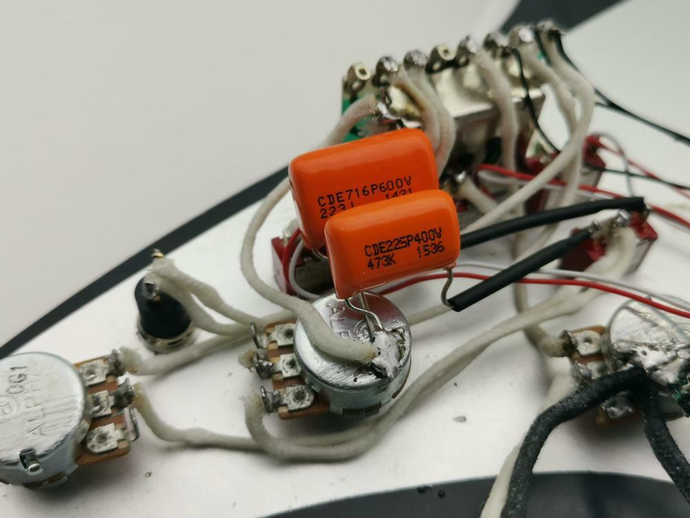 1 Set Dual Rail SSH Guitar Loaded Multitone Pickguard Fit Fender Stratocaster