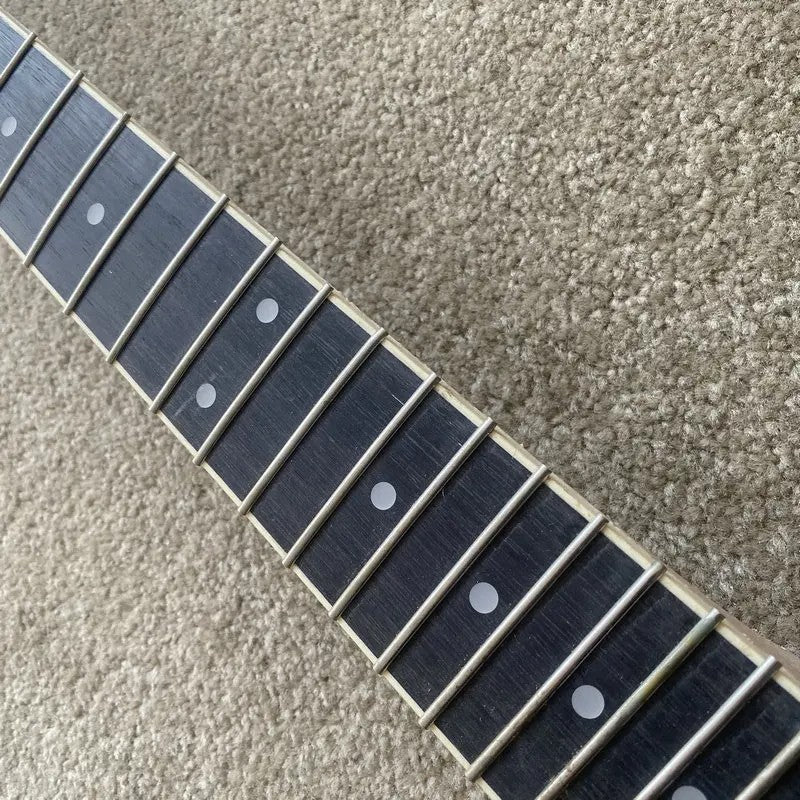 24 Frets Rosewood Fingerboard Guitar Set In Maple Neck