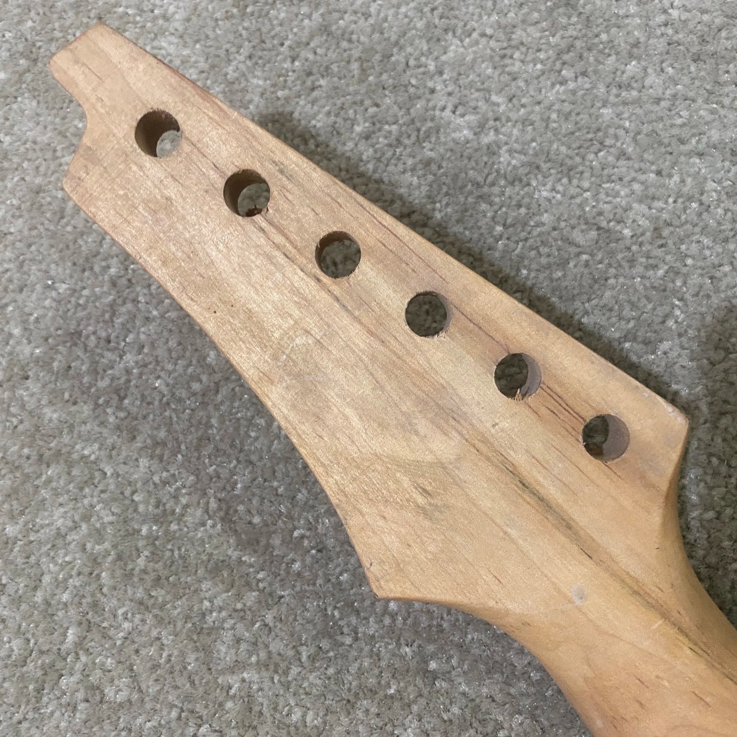 Maple Wood Guitar Neck, 24 Frets Rosewood Fingerboard