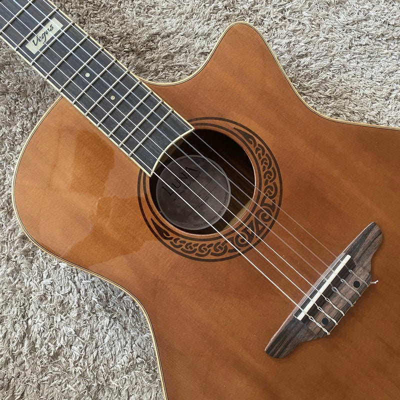 Luna 40 Inch Classical Guitar Pine Top Body Mahogany Neck Rosewood Fre