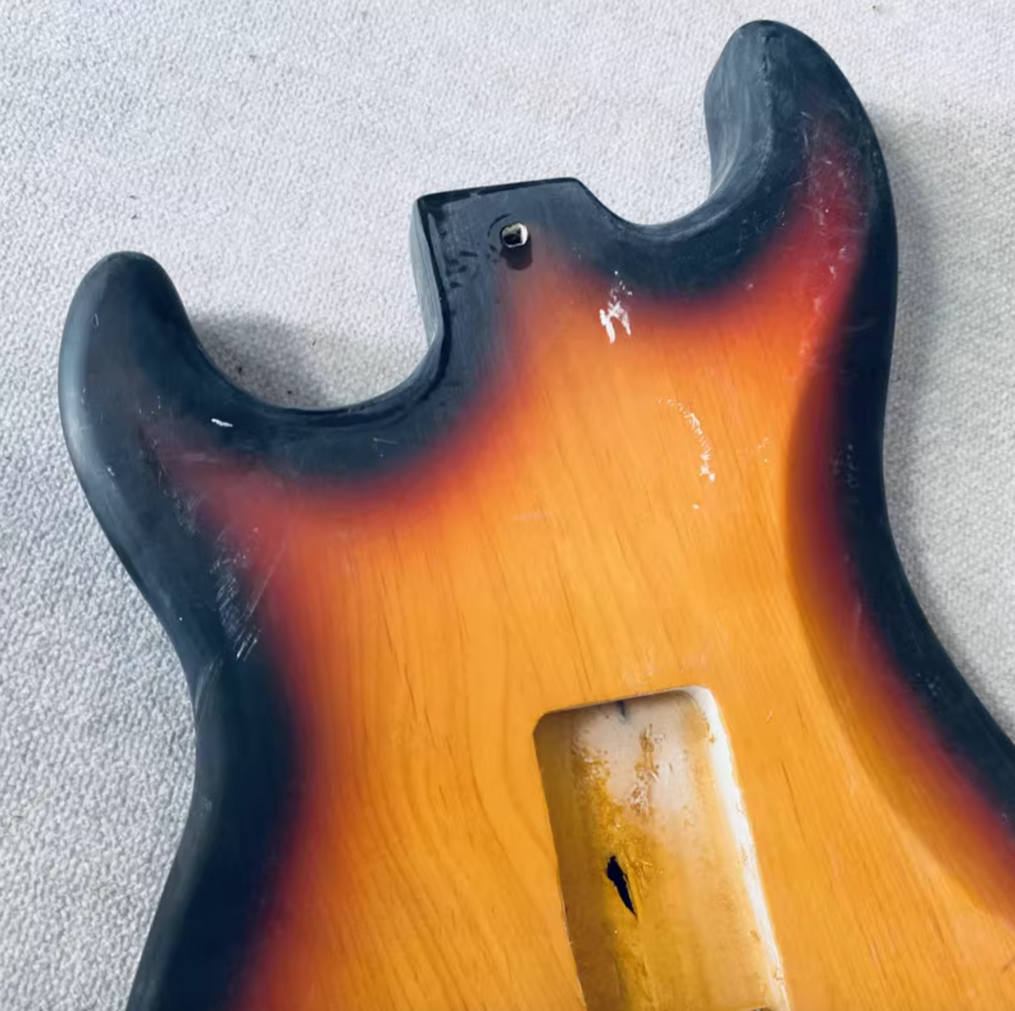 Alder Wood Top HSS Sunburst Guitar Basswood Body Fit Stratocaster Stra