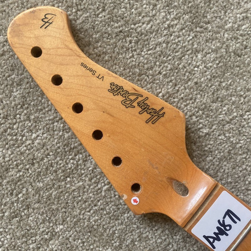 Harley Benton Guitar Maple Wood Neck, 22 Frets Fingerboard