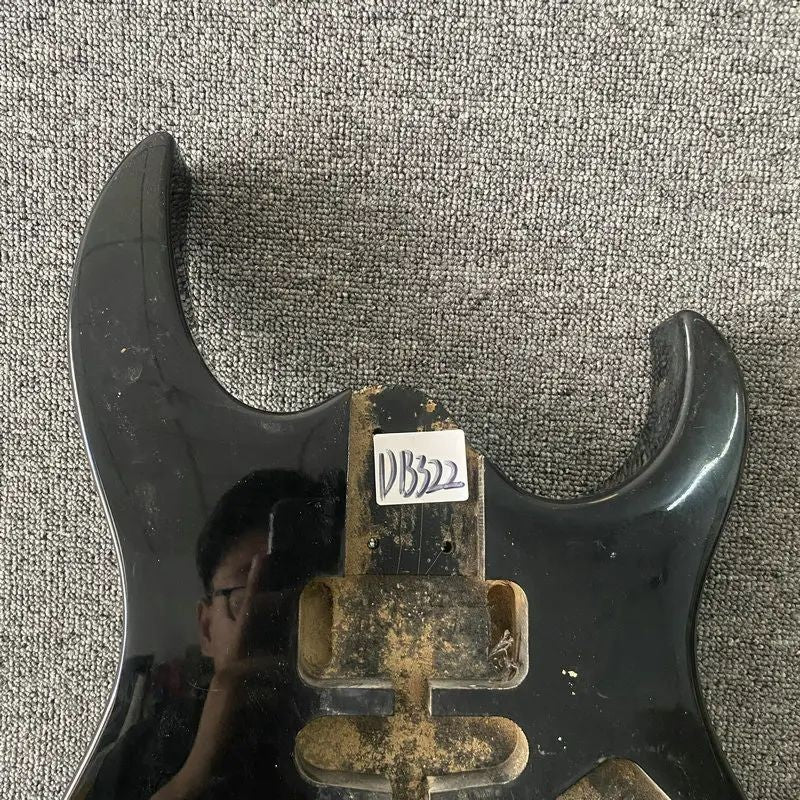 Gloss Black Basswood Guitar Double Cutaway Body