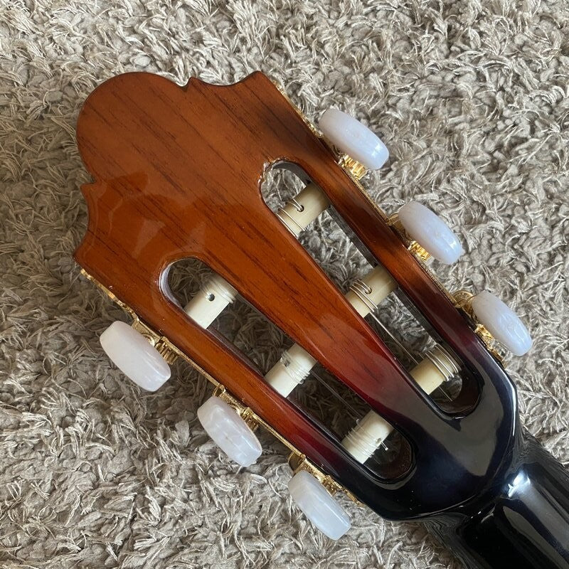 Sunburst Finish Classical Guitar, Mahogany Neck, Rosewood Fingerboard