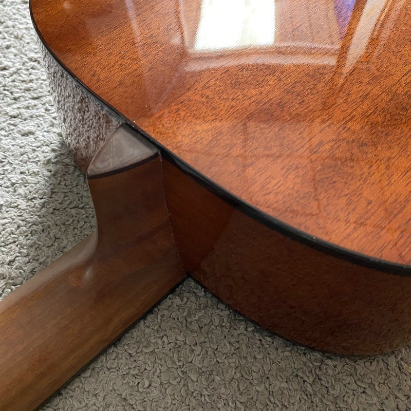 Luna Solid 40 Inch Classical Guitar, Red Pine Top Body, Mahogany Neck,