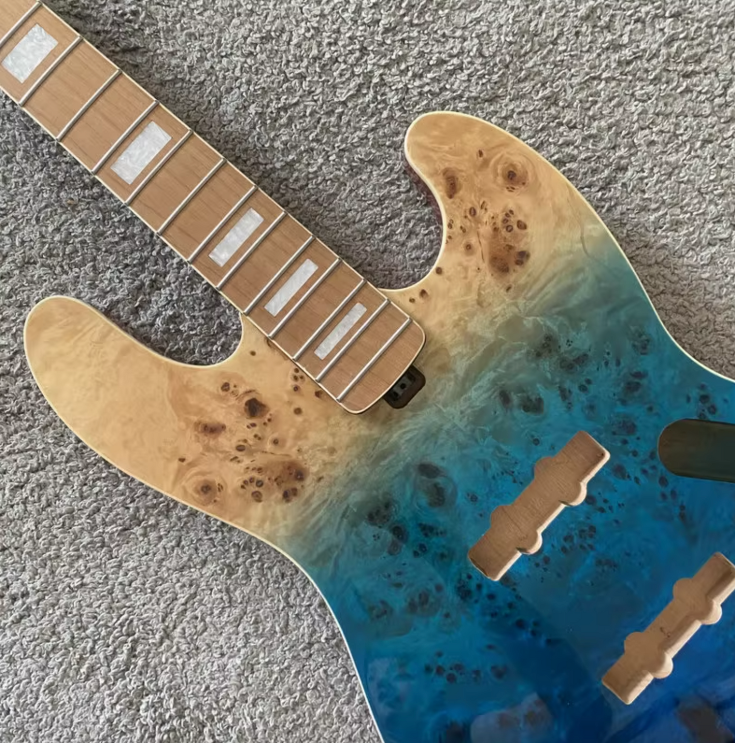 Blue Burt Wood Top 4 String Alder Bass Body, Roasted Maple Neck Fit Ja