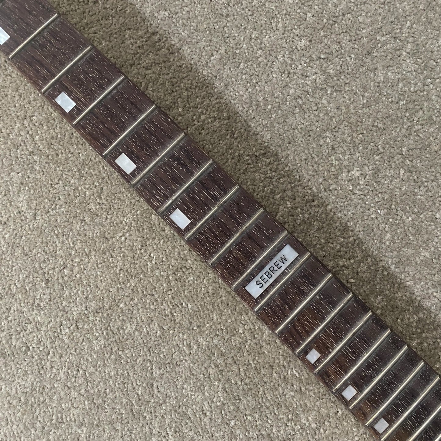 Sebrew Electric Guitar Maple Wood Neck, Rosewood Fingerboard 24 Frets