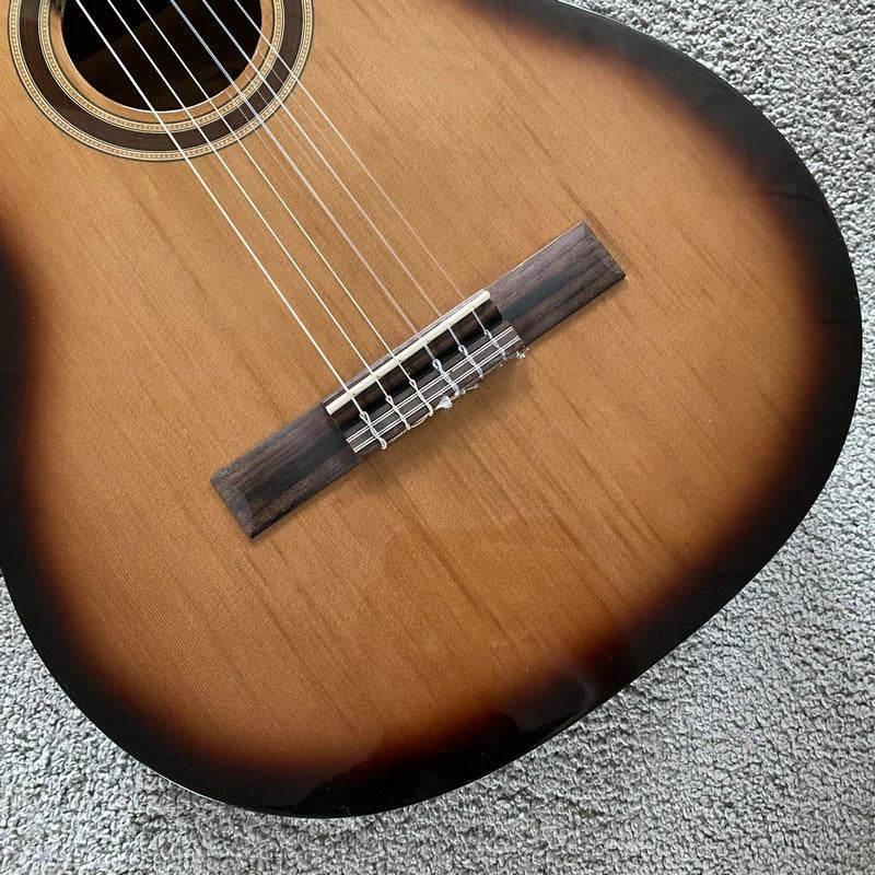 39 Inch Sunburst Classical Guitar, Spruce Top Body, Mahogany Neck