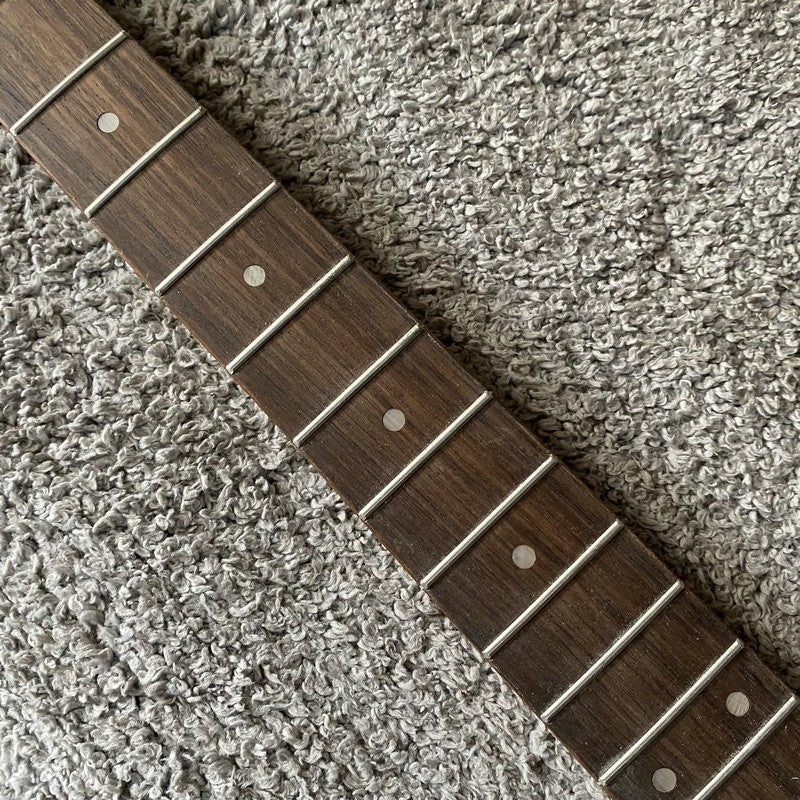 Left Handed Guitar Maple Wood Neck, 24 Frets Rosewood Fingerboard