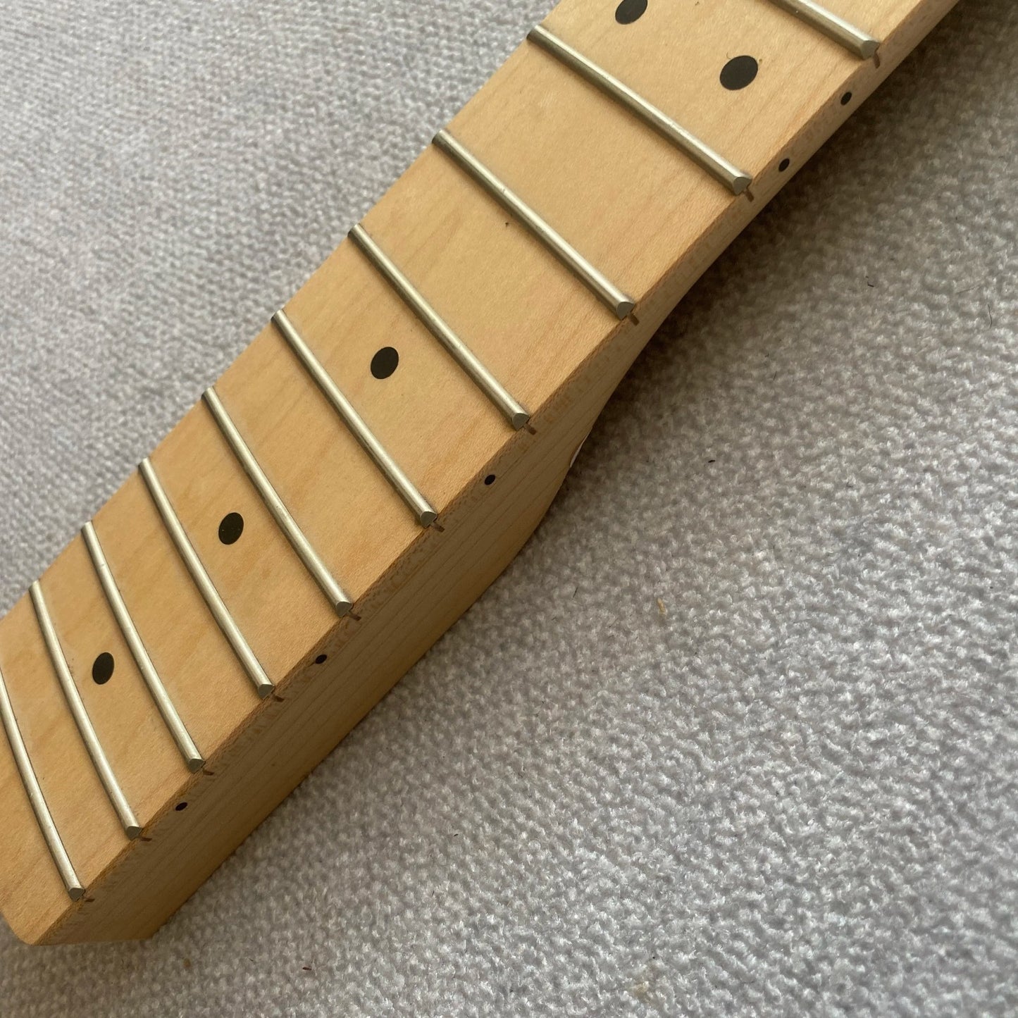 Harley Benton Left Hand 4 String Bass Maple Neck 20 Frets Fit Jazz J B