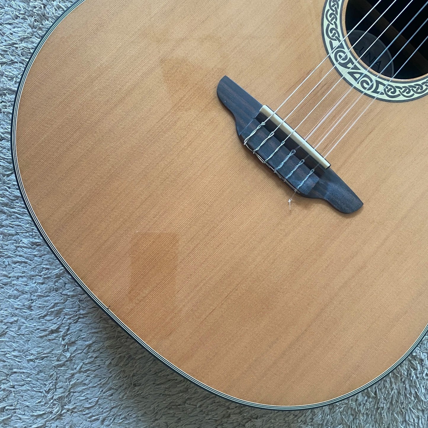 Luna 40' Classical Guitar, Cedar Top Body, Mahogany Neck, Rosewood Fin
