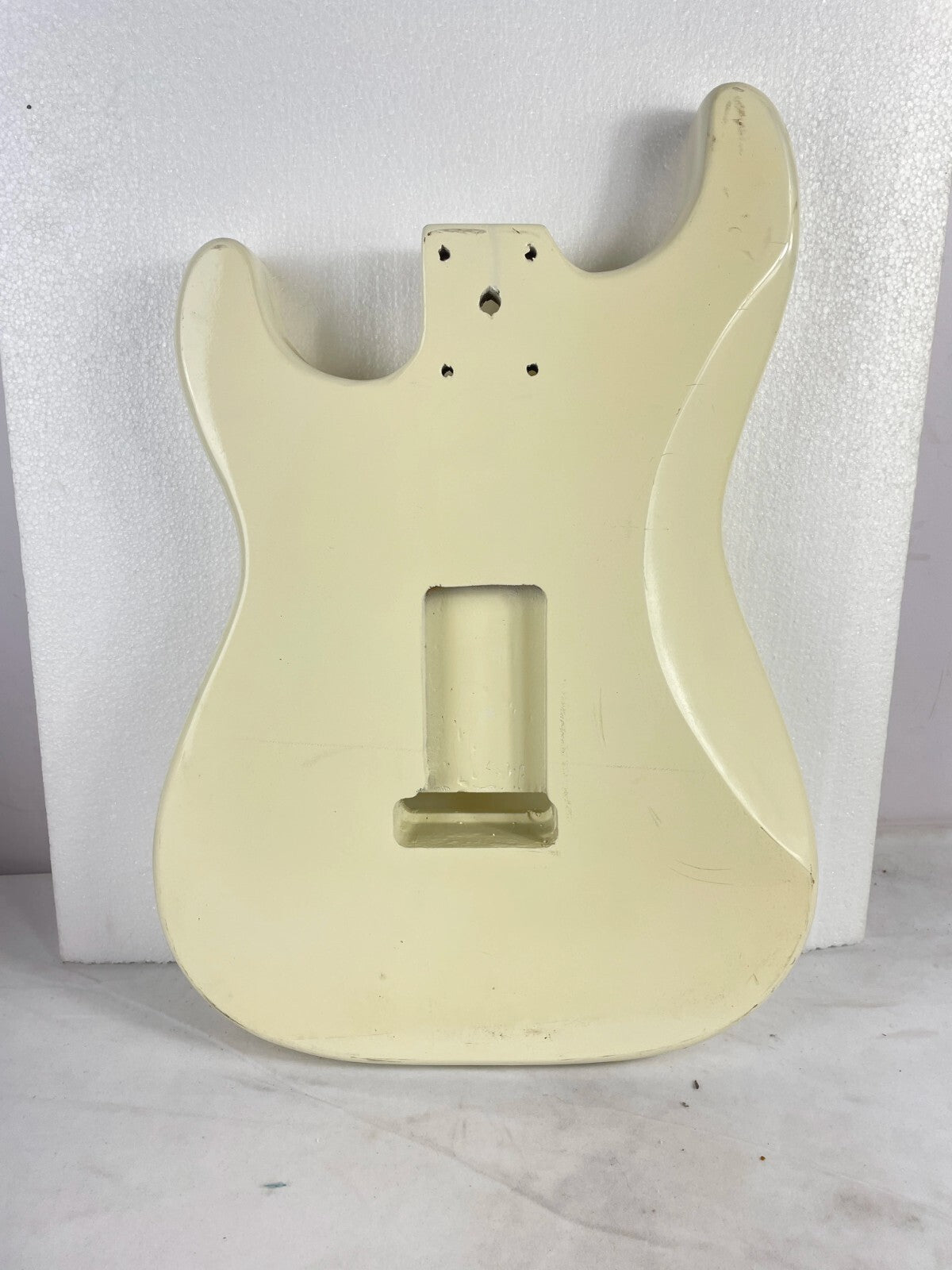 White Poplar Wood Guitar Body Fit Stratocaster Strat