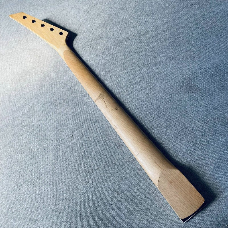 Jackson 5 String Bass Maple Neck, Rosewood Fingerboard Fretboard