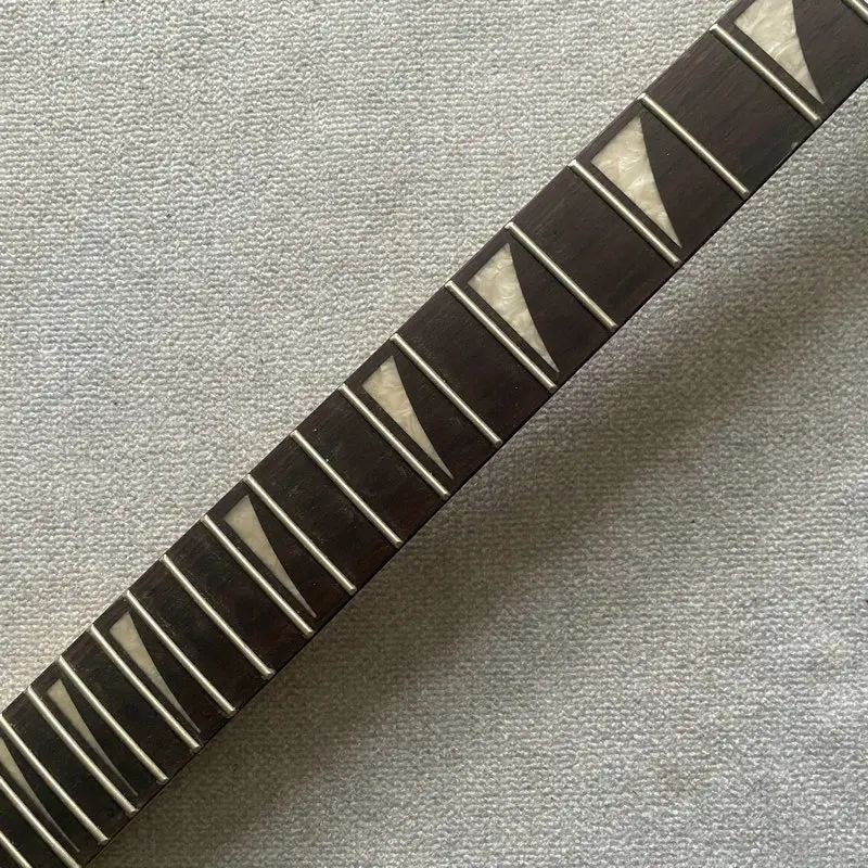 Black Electric Guitar Maple Wood Neck, 24 Frets Rosewood Fingerboard