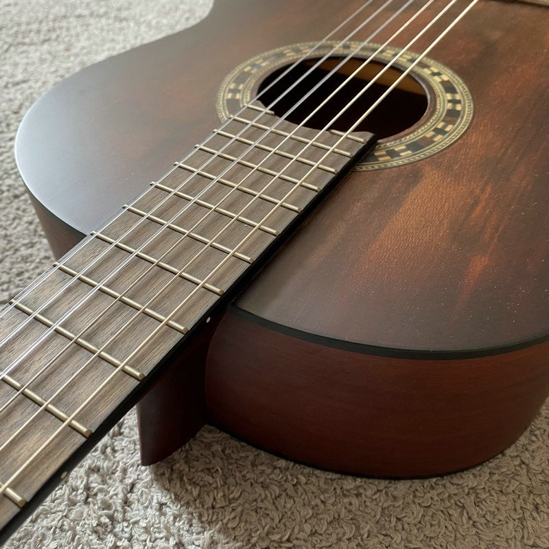 39 Inch Spanish Classical Guitar Spruce Mahogany Body, Rosewood Finger