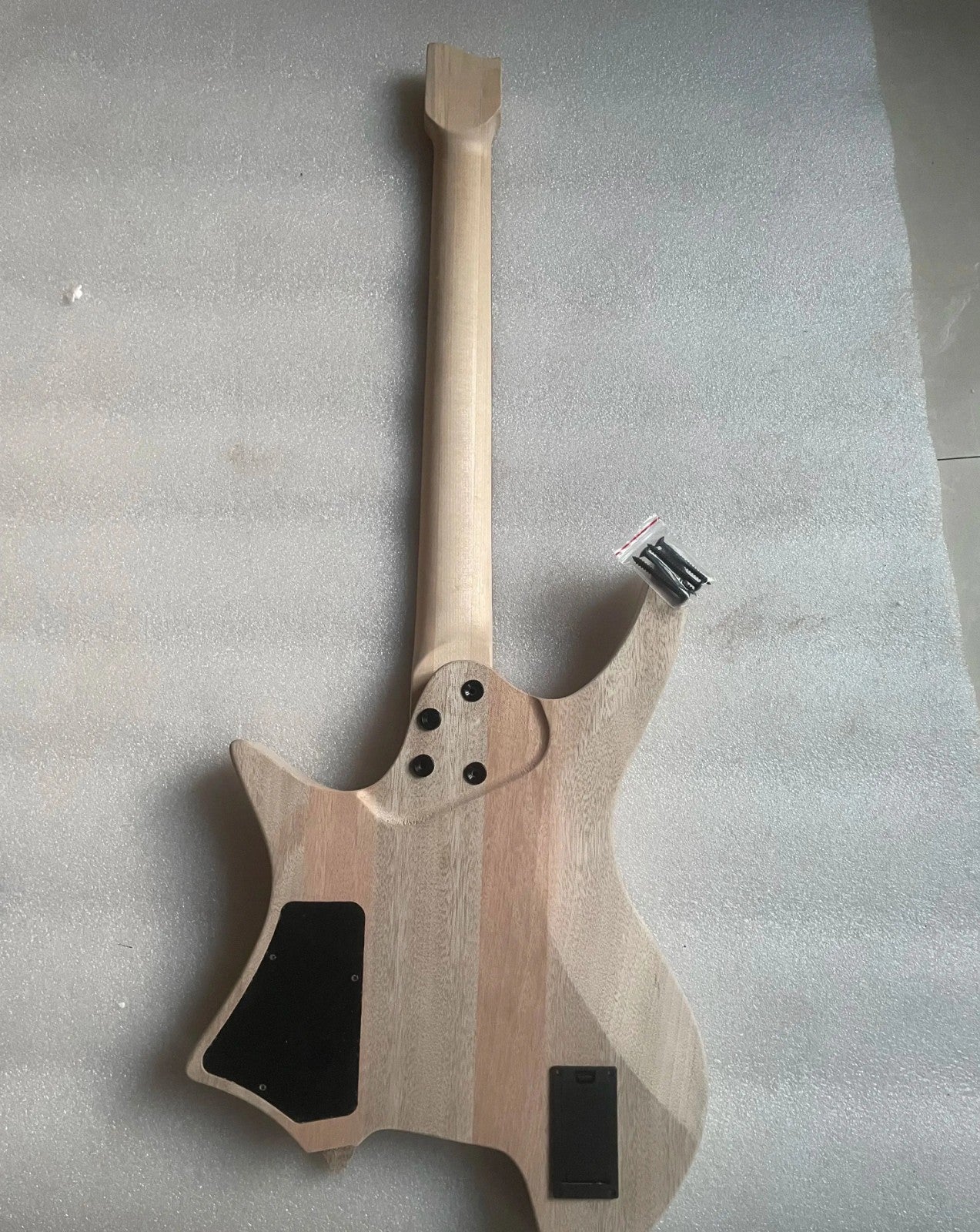 Mahogany Wood Headless Guitar Body with Maple Neck