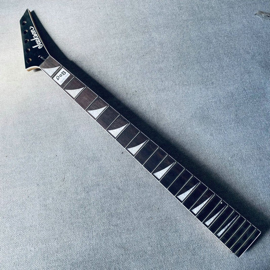 Jackson 5 String Bass Maple Neck, Rosewood Fingerboard Fretboard