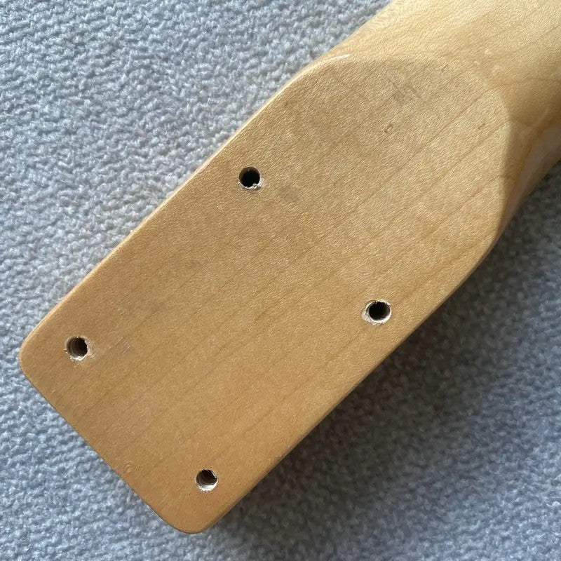 Electric Guitar Maple Wood Neck, Maple Fingerboard 22 Frets, Silver Tu