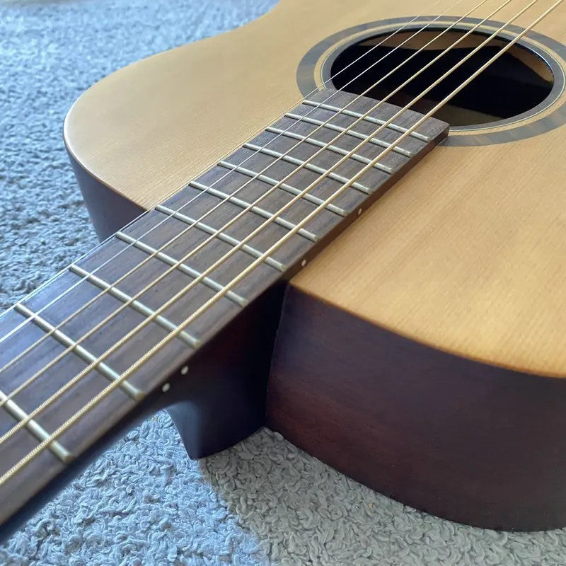 38" Acoustic Guitar, Solid Spruce Top Body, Mahogany Sides, Rosewood F