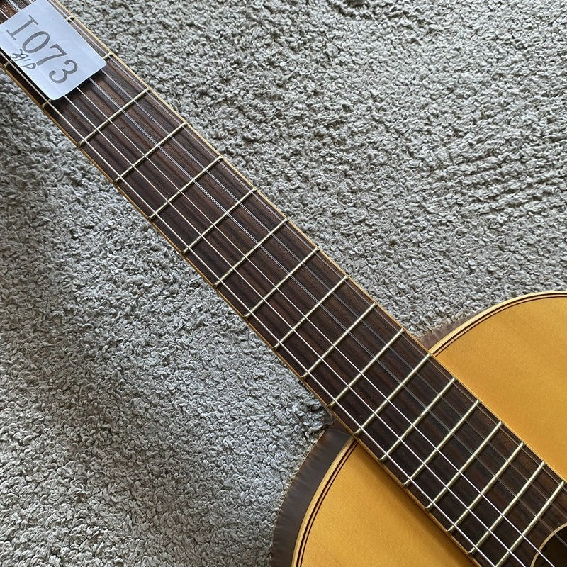 LAG 39 Inch Classical Guitar Spruce Wood Body Mahogany Neck Rosewood F