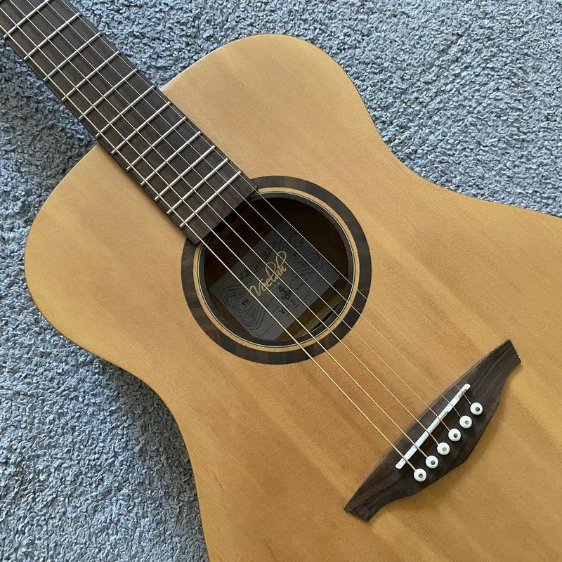 38" Acoustic Guitar, Solid Spruce Top Body, Mahogany Sides, Rosewood F