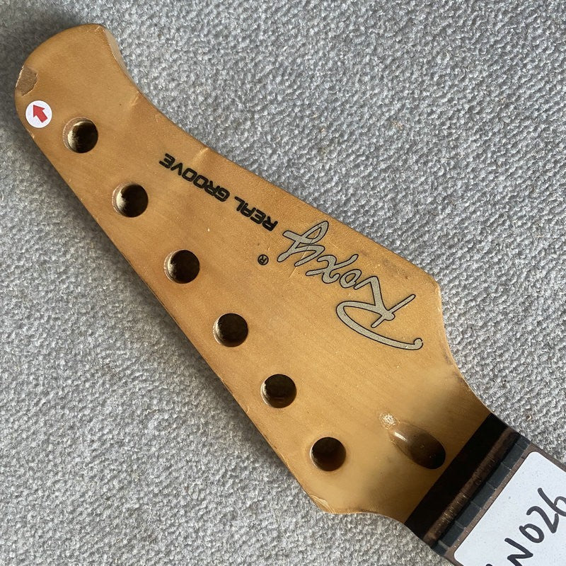 Roxy Guitar Maple Wood Neck, Rosewood 22 Frets Fingerboard