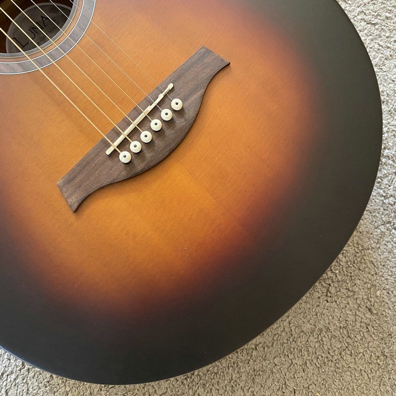 Luna 39 Inch Folk Acoustic Guitar, Spruce Top Body, Mahogany Neck, 20