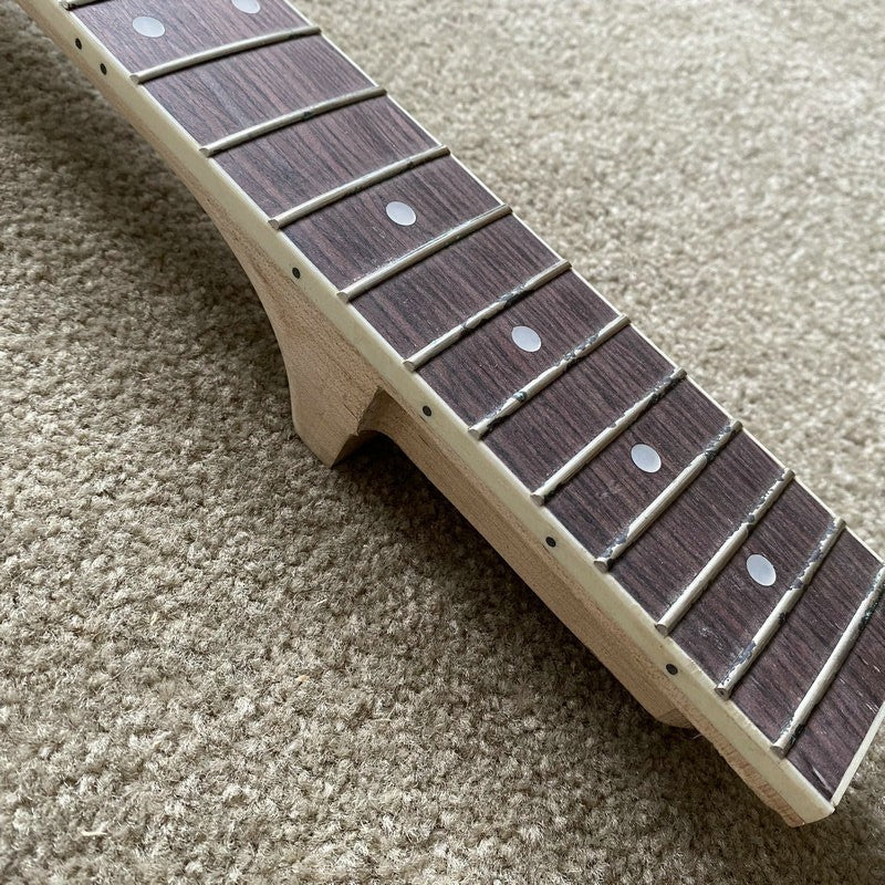 Maple Wood 4 String Electric Bass Neck, Rosewood Fingerboard 22 Frets
