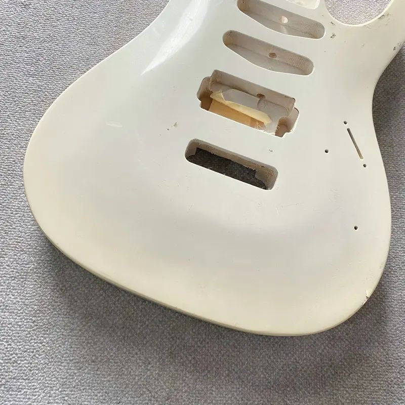 White HSS Guitar Basswood Double Cutaway Body
