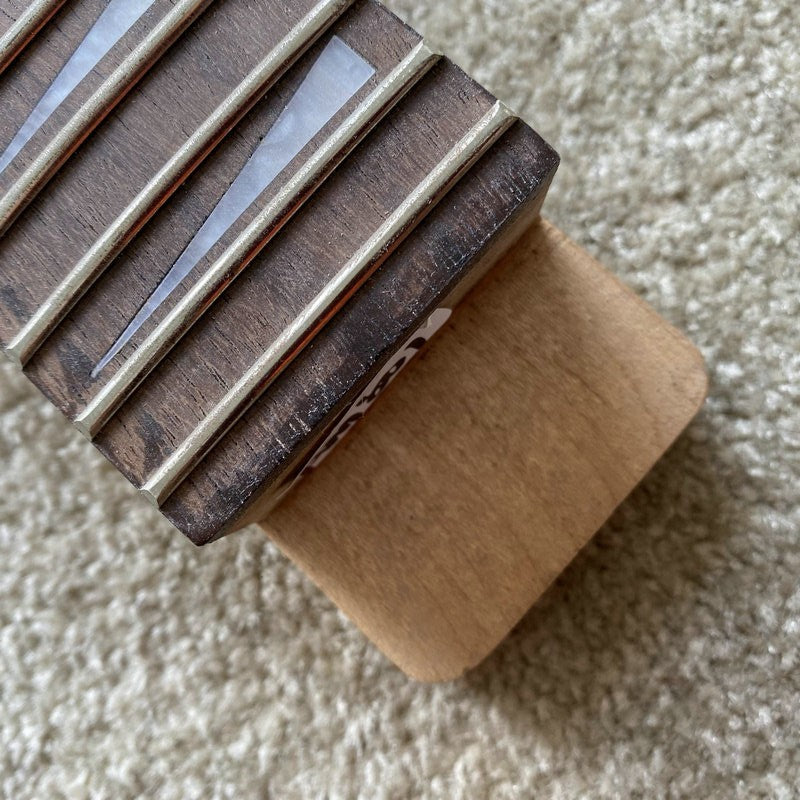 Maple Wood Guitar Neck, 22 Frets Rosewood Fingerboard, Set In Connecti