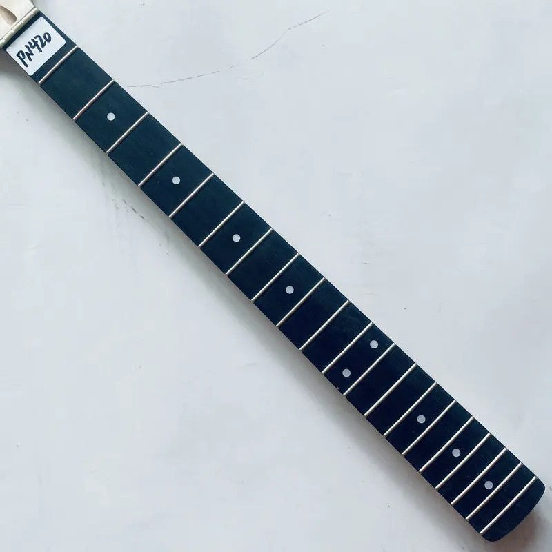 Mini 4 String Bass Maple Neck, Rosewood 21 Frets Fingerboard